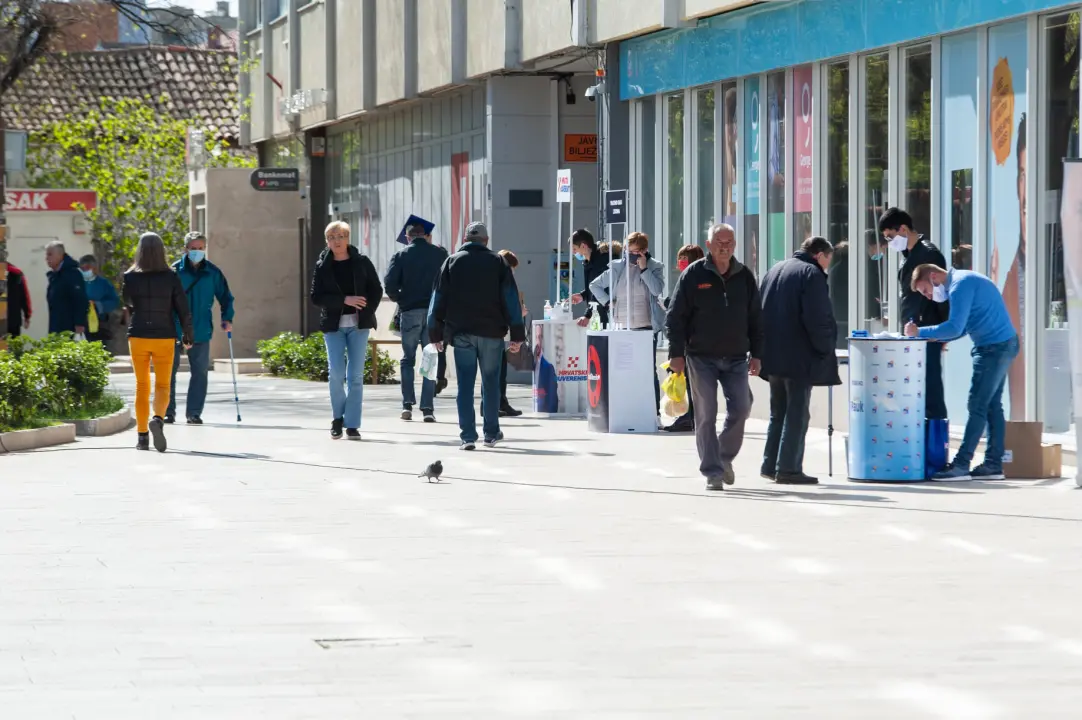 Neka igre počnu: Prikupljanje potpisa označilo i službeni početak kampanje