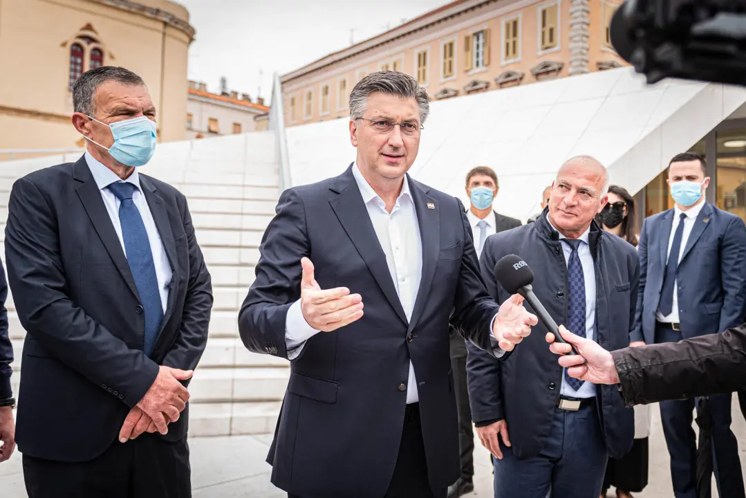 Plenković u Šibeniku: 'Županija je učinila ogromne napore u pogledu razvoja i kvalitete života'