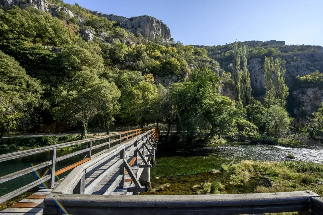 S ulaznicom za Roški slap razgledajte još Burnum, Manastir Krka, Visovačku kuću, Oziđanu pećinu...