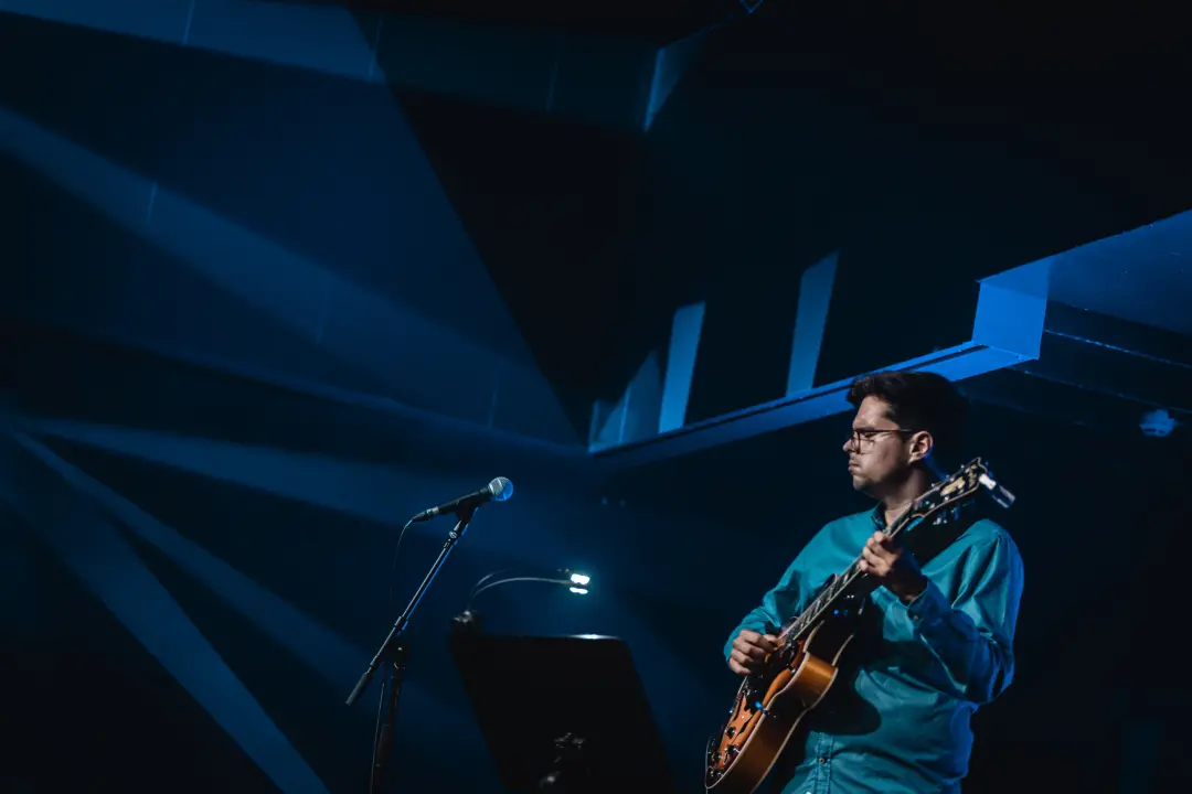 Filip Pavić Quartet u 'Kući umjetnosti Arsen': Savršena ljetna jazz večer uz predivnu posvetu