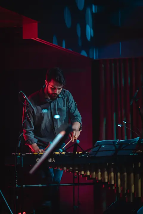 Filip Pavić Quartet u 'Kući umjetnosti Arsen': Savršena ljetna jazz večer uz predivnu posvetu