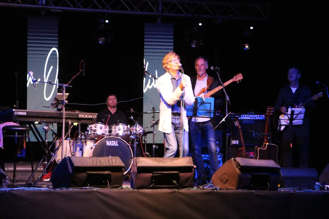 Na primoštenskom brdu Gaj održan koncert 'Tragom Olivera': Pogledajte kako smo se proveli 