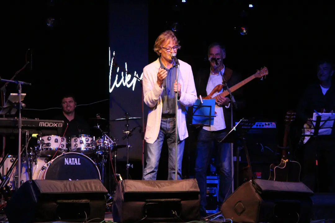 Na primoštenskom brdu Gaj održan koncert 'Tragom Olivera': Pogledajte kako smo se proveli 