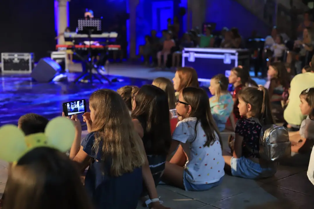 Zvijezde 'A strane' na Ljetnoj: 'Koncert je bio odličan, na kraju sam šmugnula'