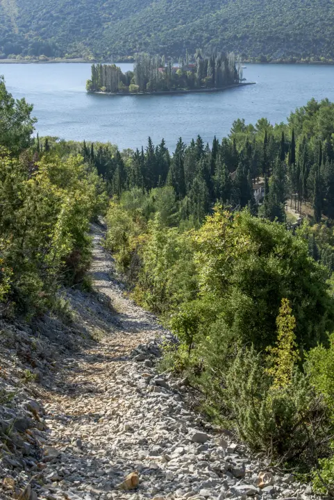 Rujan je za Krku! U tjednu kretanja ulaznice za staze uz Krku po jeftinijim cijenama, evo svih detalja