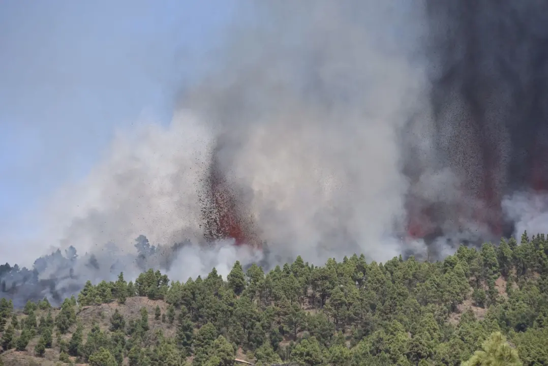 Na Kanarima eruptirao vulkan, zabilježene četiri tisuće potresa