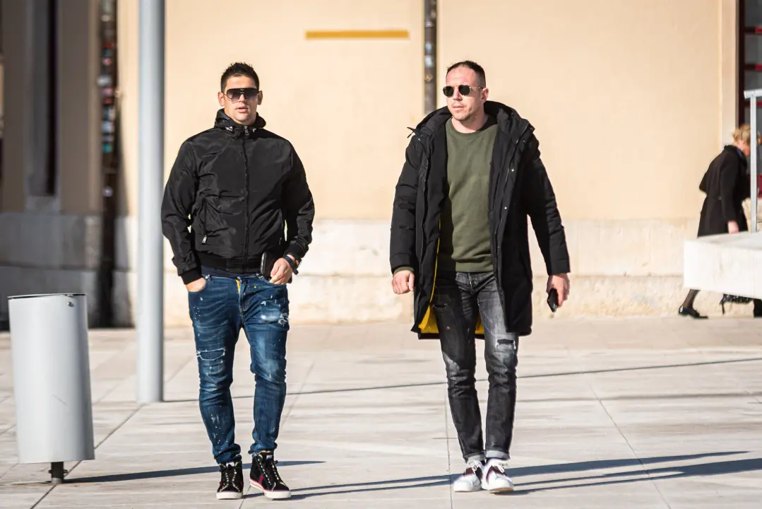 Vladarice modnog đira pokazale kako izgleda modni look za desetku  