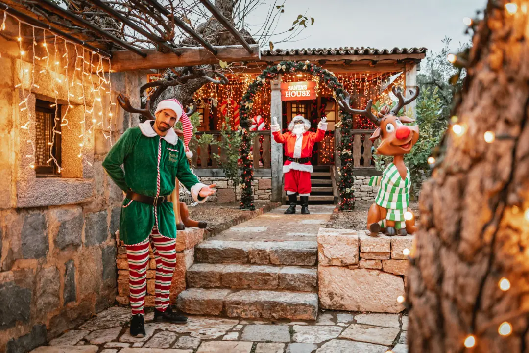 Djed Božićnjak čarobno selo preselio u Amadria Park! Dođite na radionice, koncerte, klizanje i božićne delicije!  