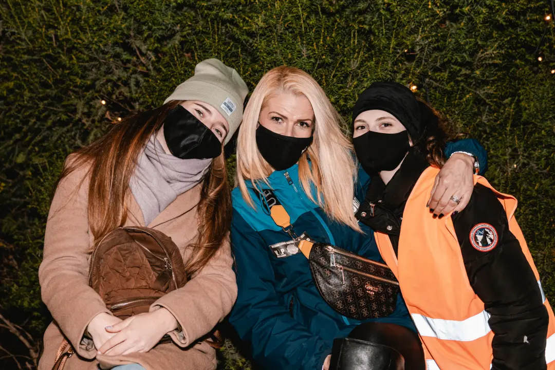 Kralj prvih plesova svojim baladama ugrijao srca Adventurista u Parkiću