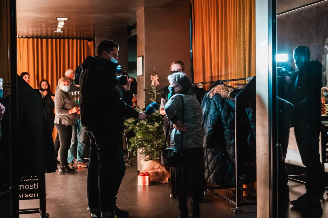Lado u Kući umjetnosti Arsen premijerno izveli božićni program 'Srićna noć je prispila'