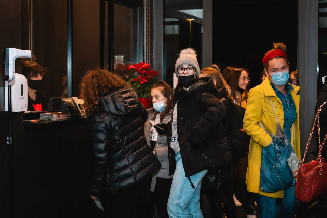 ‘Love will tear us apart’ u Arsenu: Vrhunski ples, vrhunska glazba i slučajni plesač iz publike