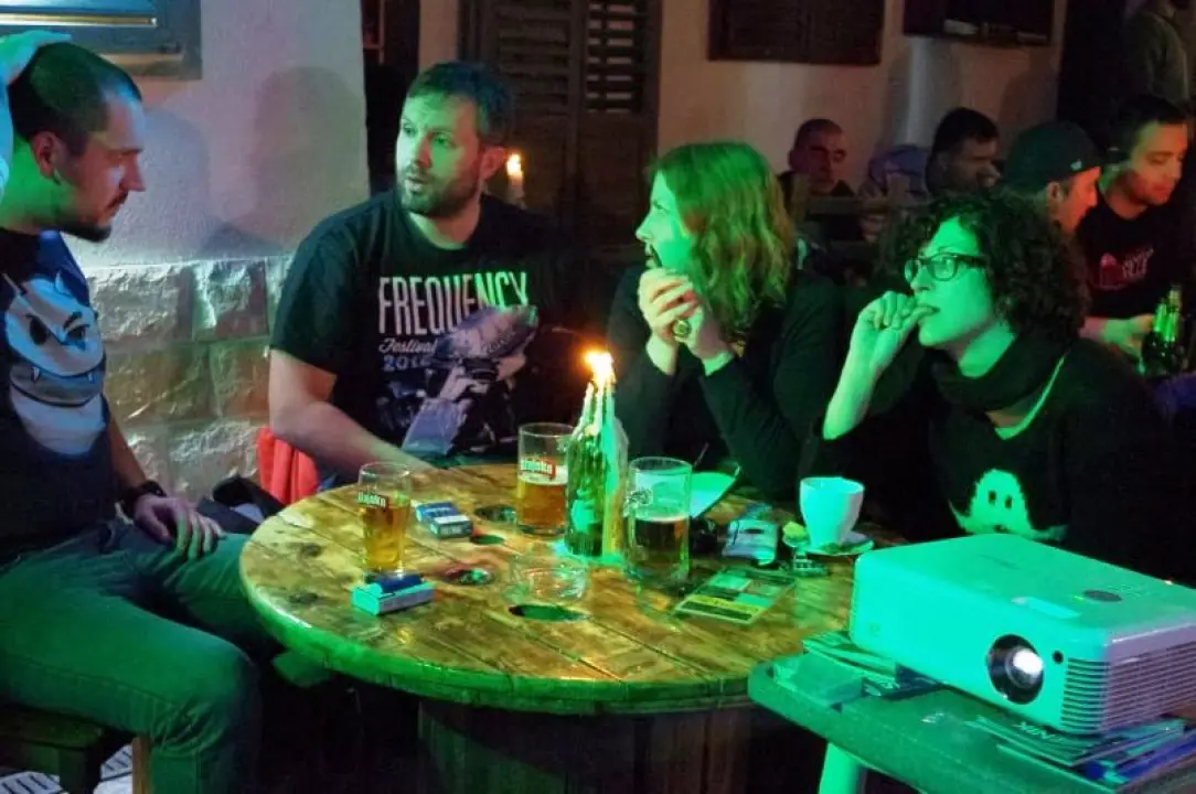 Prije osam godina u Azimutu je počela pub kviz histerija: Čast da obilježi tu obljetnicu pripala je koautoru prvog kviza ikad  