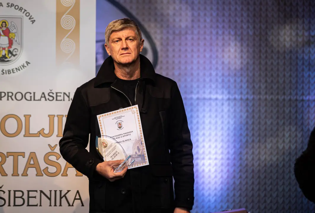 Vaterpolisti Solarisa i košarkašice Šibenika u ekipnoj, a Toni Slavica i Nives Radić u pojedinačnoj konkurenciji 