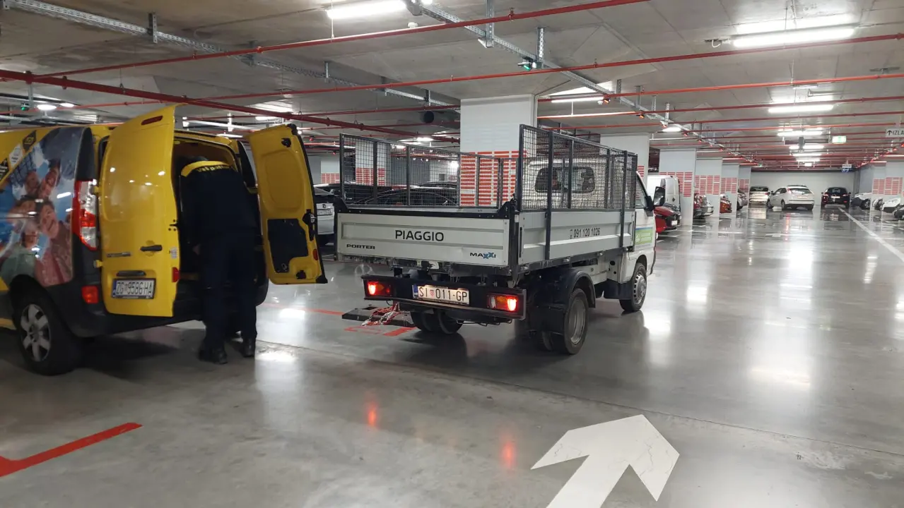 Godinu i pol nakon otvorenja garaža na Poljani rješava brojne logističke probleme u staroj gradskoj jezgri