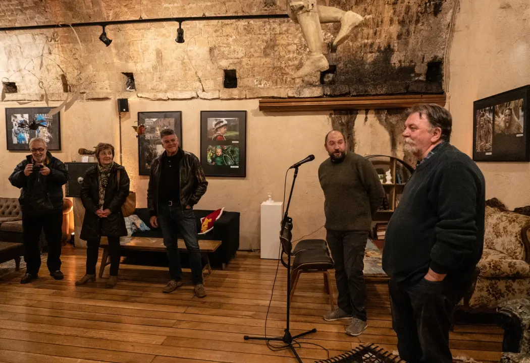 Sinoć u Azimutu otvorena izložba Foto kluba: 'Nadamo se da će se tradicija maškara vratiti u Šibenik'