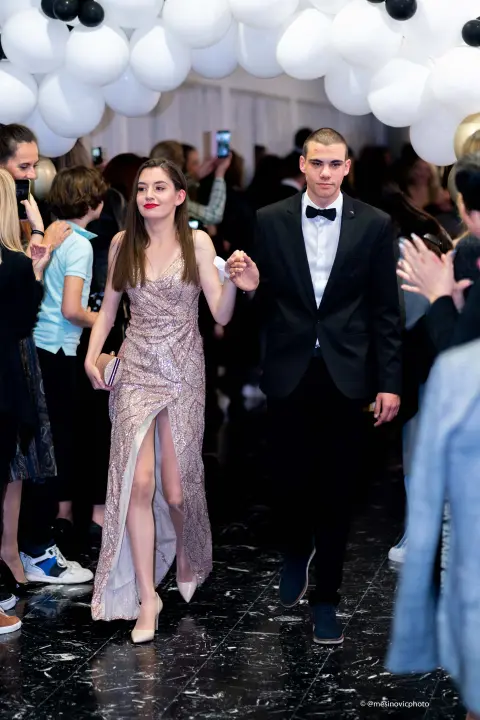 Gimnazijalci kao hollywoodske zvijezde u večeri koju će pamtiti do kraja života (1.dio)