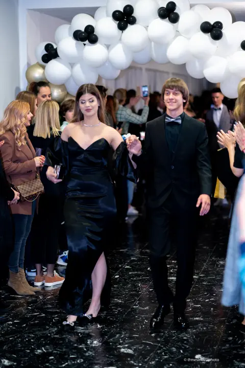 Gimnazijalci kao hollywoodske zvijezde u večeri koju će pamtiti do kraja života (1.dio)