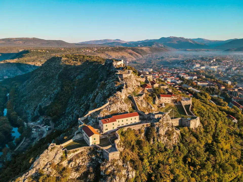 Uskrsni vikend u Kninu: Posjetite Kninsku tvrđavu i osvojite besplatan ručak!