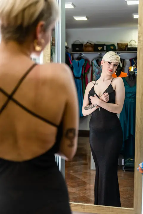Super komade za svečane prigode pronađite u Butiku Cecily! 