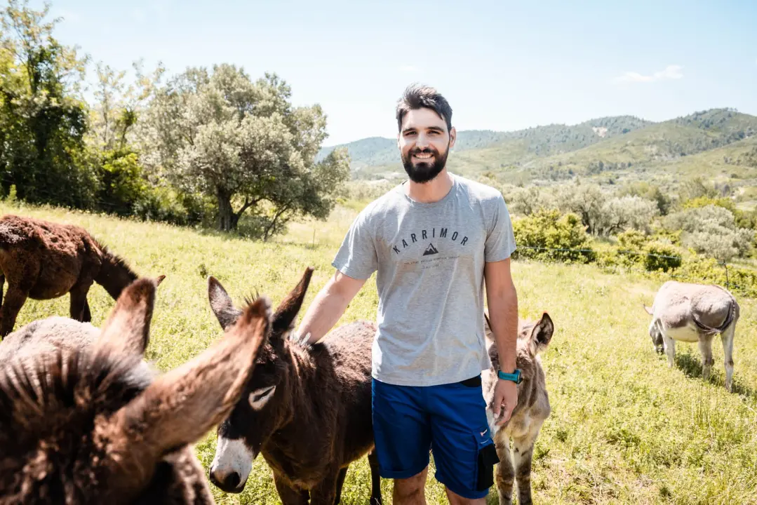Ante Dujić prvog magarca kupio je kao ljubimca, a danas u Ićevu ima farmu i uhodan posao 