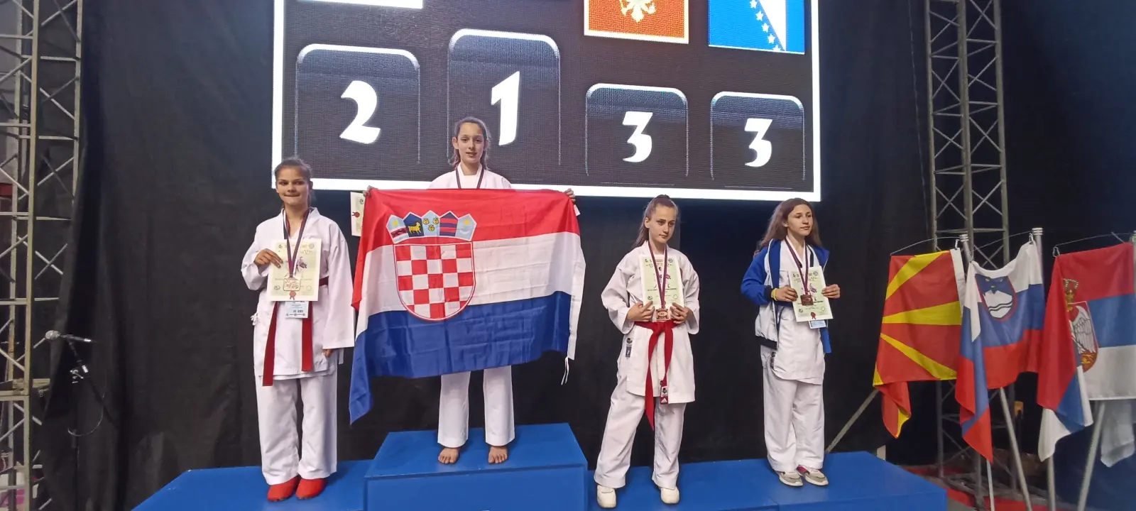 Mare Mileta još jednom briljantna: Zlatna na Balkanskom prvenstvu u Beogradu! 