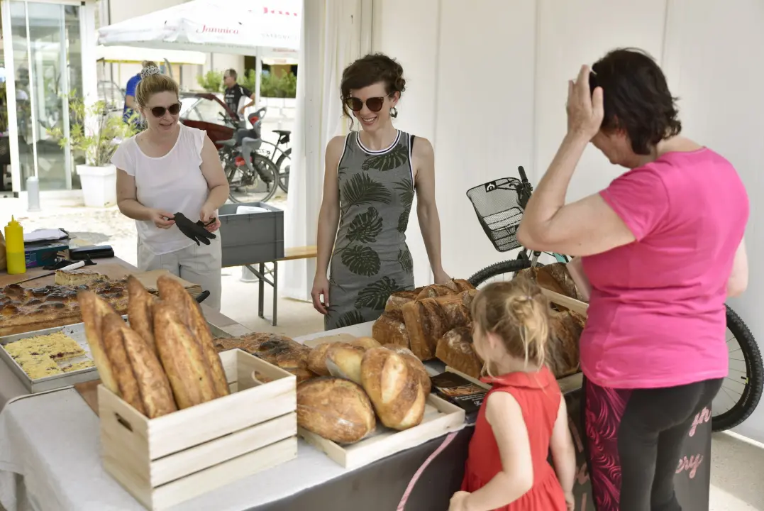 Jedinstveni doživljaj: U Betini održan Sajam tradicijske drvene brodogradnje
