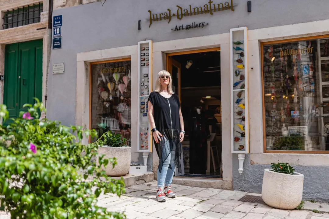 ‘Žena’ i ‘Crkva sv. Barbare’: Ljeto u Galeriji Juraj Dalmatinac donosi promotivne cijene umjetnina