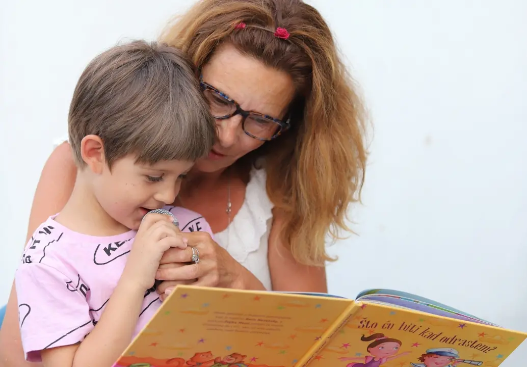 Jučer Šibenčani čitali djeci, danas Goethe na Ljetnoj pozornici