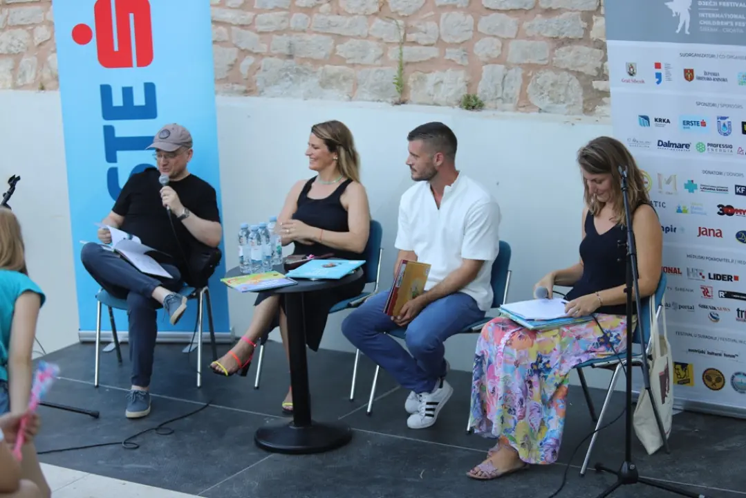 Danas je zbog MDF-a najduži dan u godini: Poznati čitaju, sajam knjiga, ulični program, predstave...