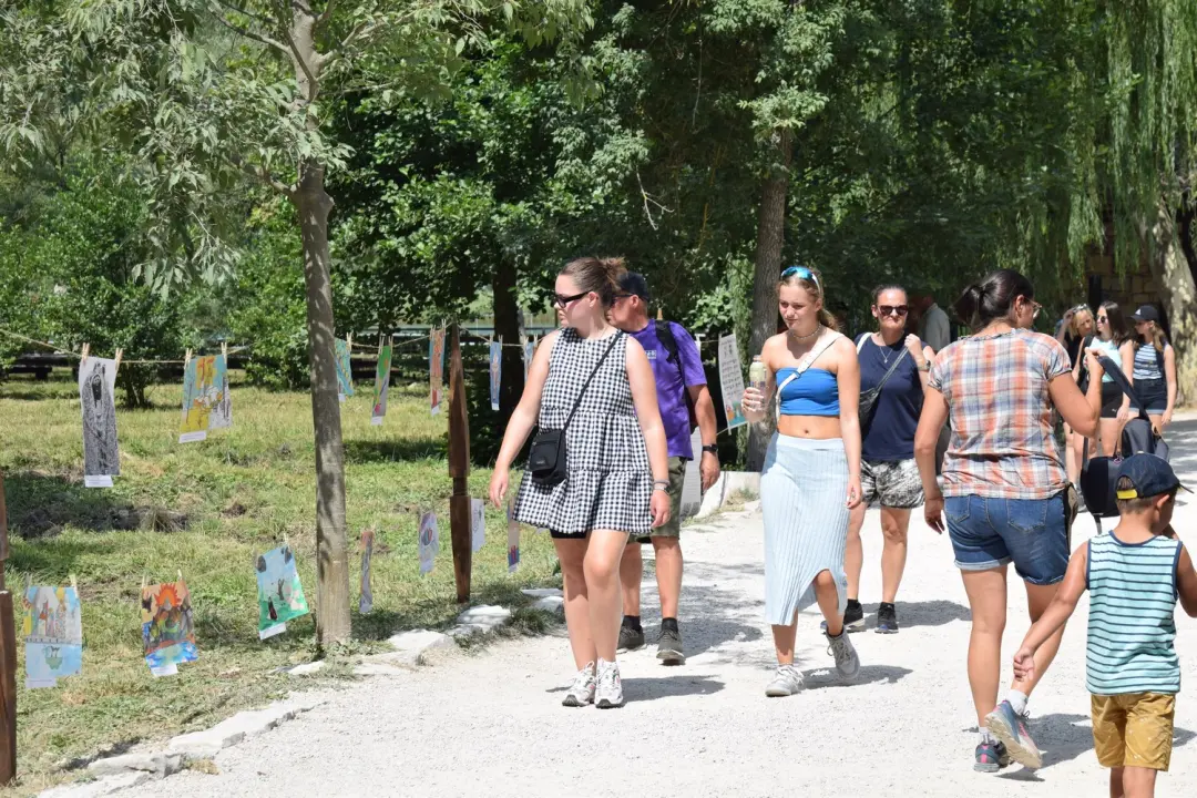 U NP Krka izložba likovnih radova u povodu devedesete godišnjice rođenja Zvonimira Baloga 