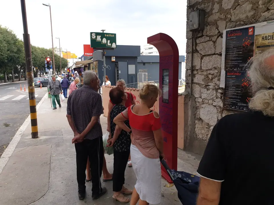 Prvi dan novog gradskog prijevoza: 'Veliki je ovo napredak od vremena kad nitko nije imao pojma kad će bus doći'