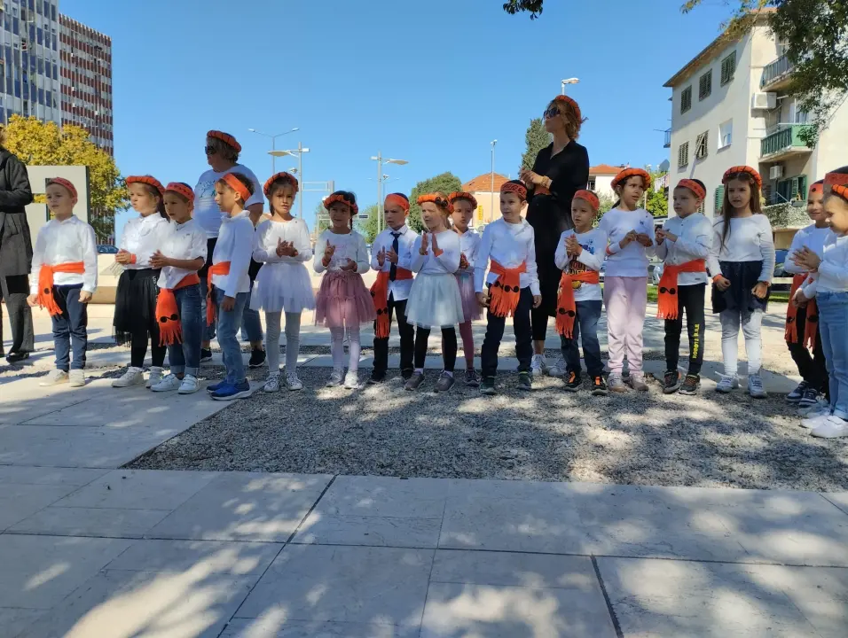 U povodu sv. Mihovila šibenski mališani nastupili na Baldekinu