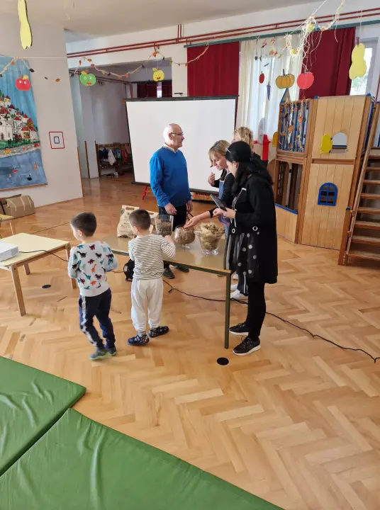 Inovatori posjetili djecu u vrtiću Vidici: 'Kad je baka po vrtu posipala otrovno gnojivo, ubila je mog ježa'