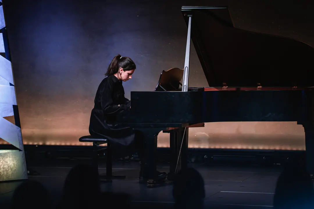 Božićni koncert učenika glazbene škole oduševio prepunu Kuću umjetnosti Arsen