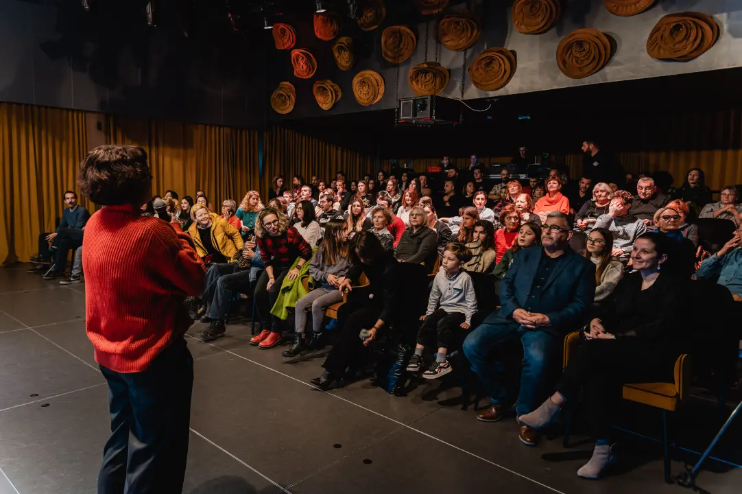 Garbura napunila kino Arsen do zadnjeg mjesta, gostovali i mladi šibenski glumci