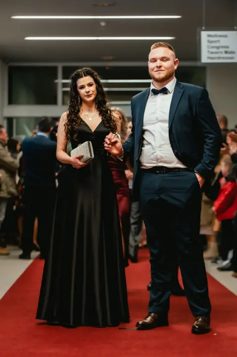 Pogledajte glamurozna izdanja maturanata Medicinske škole (1. dio)