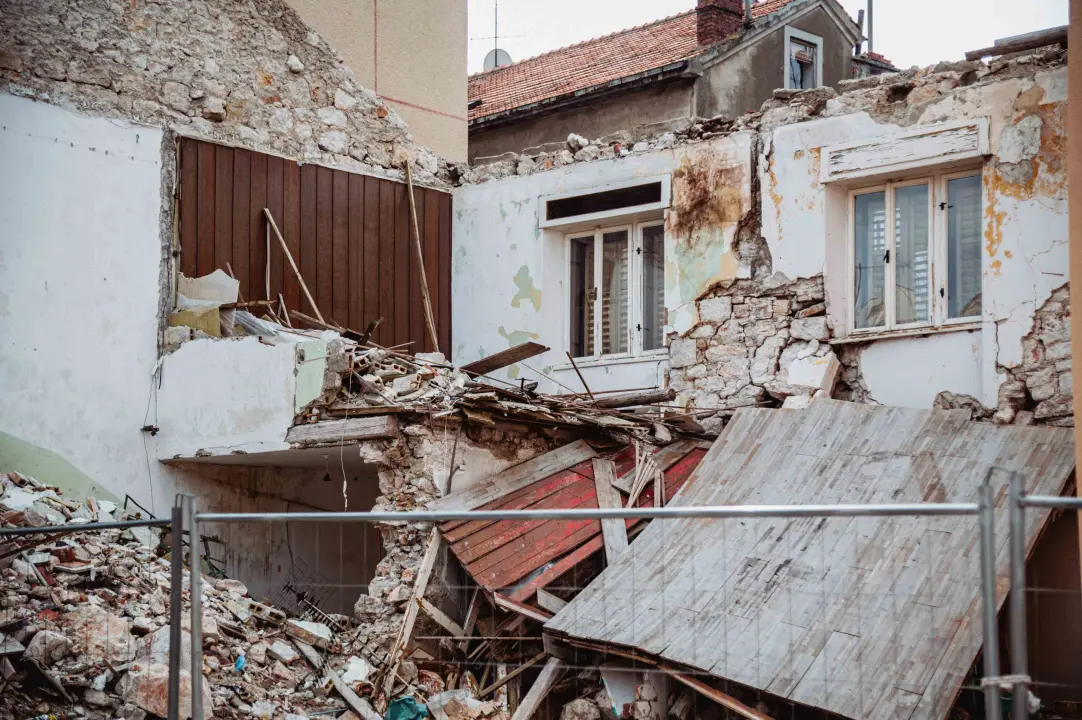 Škugori osim rupe u proračunu ostavili i rupu u centru grada: Hoće li se ikad sanirati ovo ruglo?