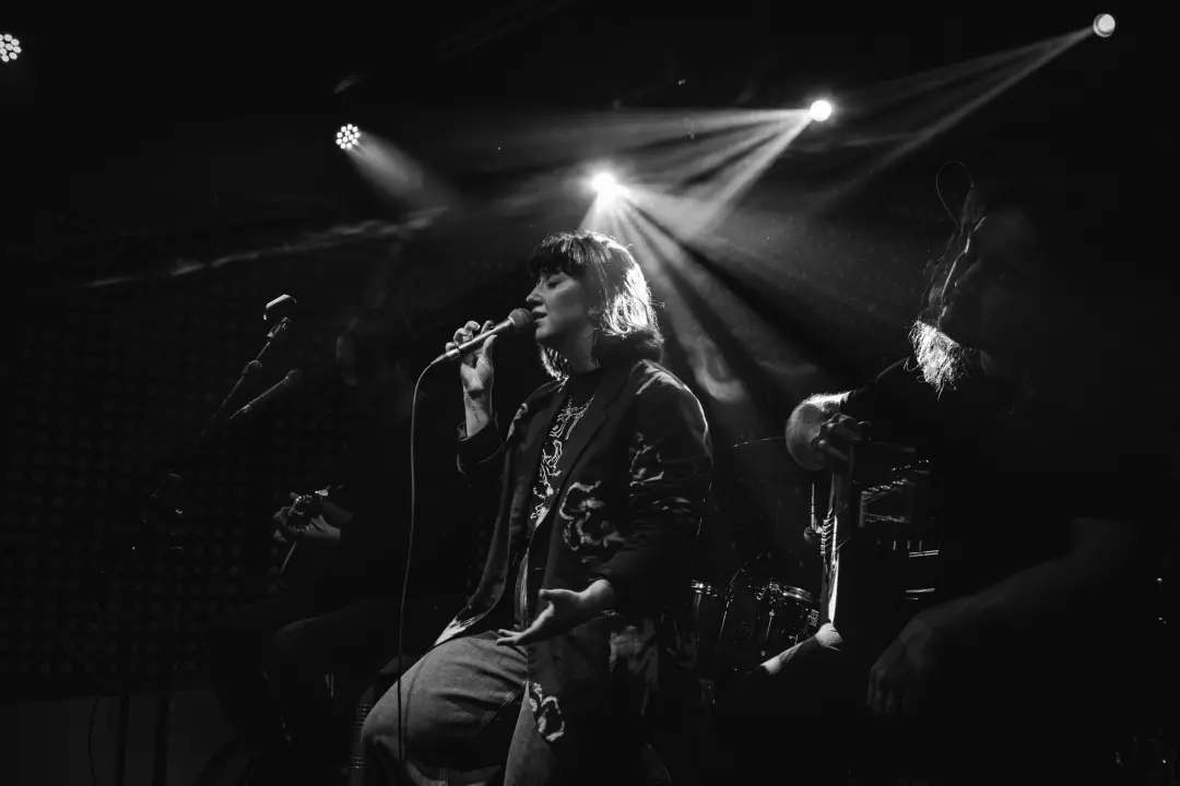 Lu Jakelić u Azimutu predstavila novi album: 'Šesto čulo' oduševilo Šibenčane  
