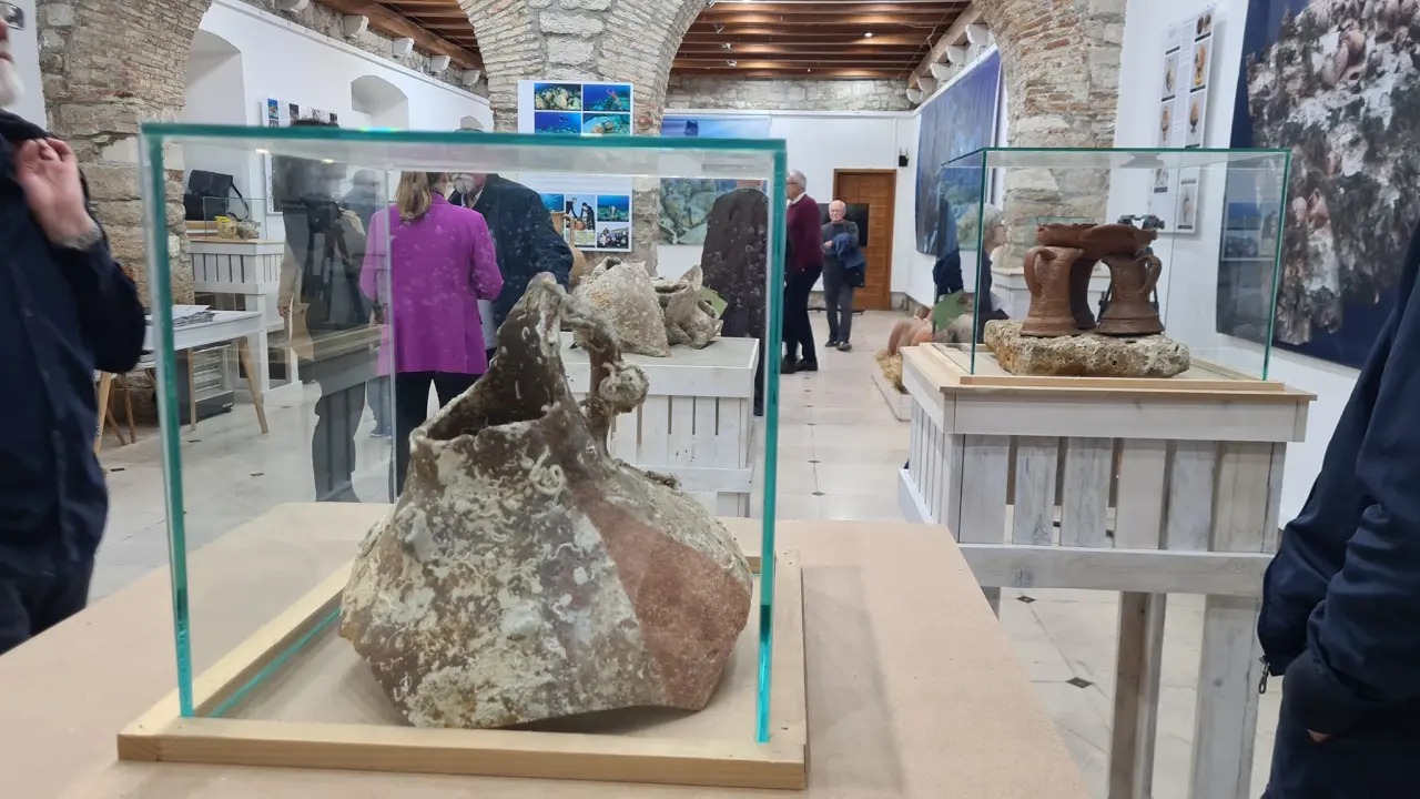 U muzeju otvorena izložba o brodolomu kod otoka Žirja