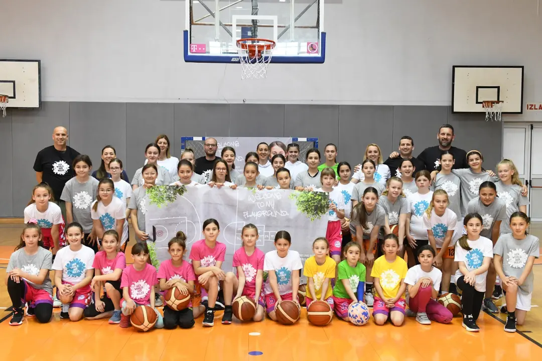Uspješno održan projekt &quot;Njezin svijet, njezina pravila&quot;: 40 djevojčica se zabavljalo i učilo o košarci