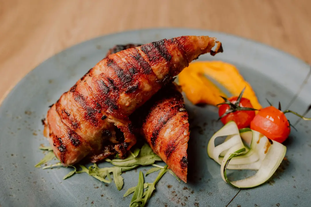 Isprobajte nenadmašne mesne plate u bistrou 'Kod starog'! 