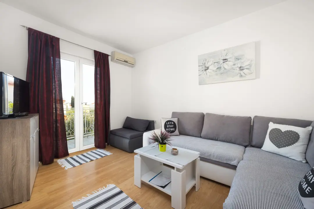 Obratite se agenciji Dalmatian Towns i popunite svoj apartman cijelu sezonu!