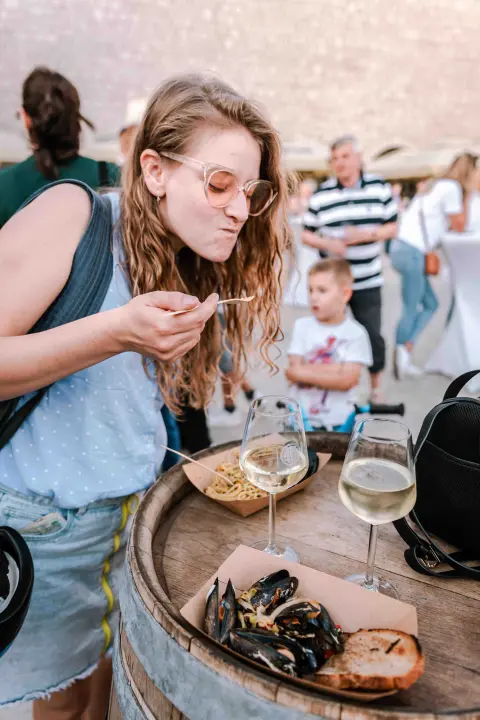 Ove subote doživite romansu pidoće i debita na šibenskoj rivi!