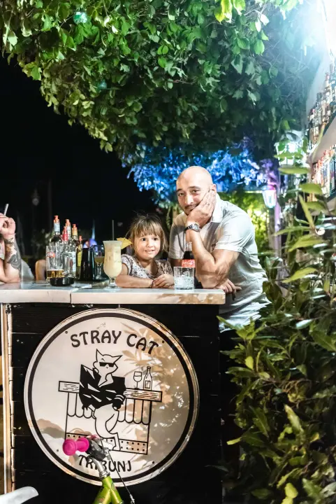 Rock'n'roll, finger food i kokteli: Stray Cat mjesto je koje morate posjetiti! 