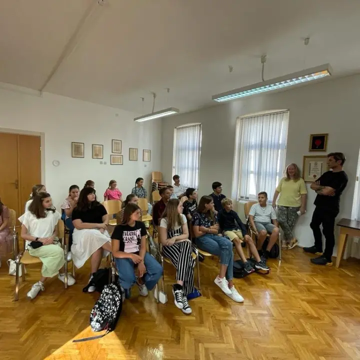 Ovo se zove poticaj! Maksim Mrvica posjetio učenike šibenske glazbene škole