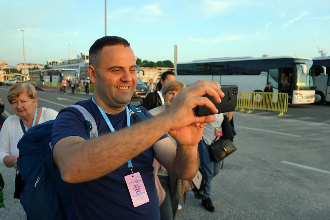 Vjernici Šibenske biskupije krenuli na hodočašće u Italiju