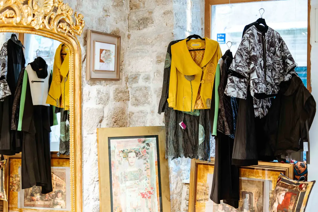U Galeriji Juraj Dalmatinac na akciji Vjekoslav Stipica i Boris Bućan, prvi Hrvat u MoMA-i