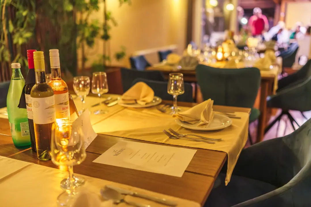 Ugodan ambijent i vrhunska spiza čekaju vas u Restoranu i pizzeriji Villa Roza!