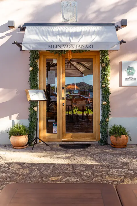 Uživajte u božićnom ugođaju restorana Mlin Montanari! 