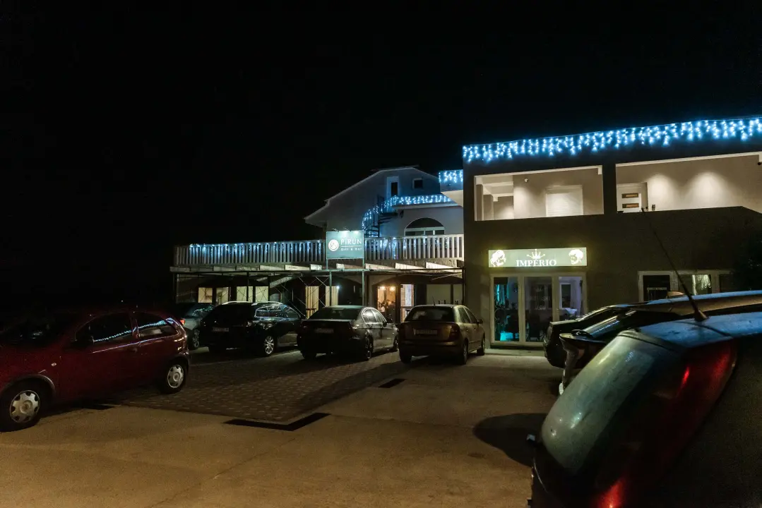 Posjetite novootvoreni Pirun Grill &amp; Bar i uživajte u sočnim jelima s roštilja! 